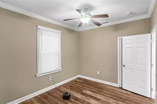 823 W 39th St, Savannah, GA 31415 - Photo 27