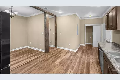 823 W 39th Street, Savannah, GA 31415 - Photo 9