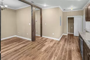 823 W 39th St, Savannah, GA 31415 - Photo 9