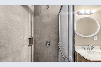 823 W 39th Street, Savannah, GA 31415 - Photo 19