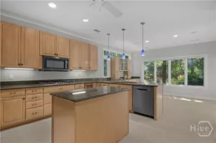 407 King Arthur Ln, Savannah, GA 31405 - Photo 11