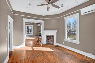 11 E 41st St, Savannah, GA 31401 - Photo 13