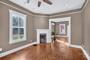 11 E 41st St, Savannah, GA 31401 - Photo 11