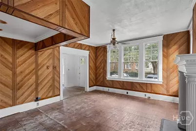 221 E 49th Street, Savannah, GA 31405 - Photo 5