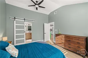 406 E 57th St, Savannah, GA 31405 - Photo 9