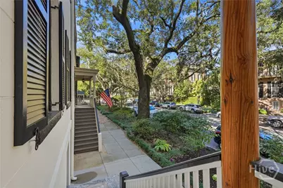 215 E Jones Street, Savannah, GA 31401 - Photo 3