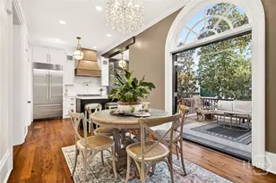 215 E Jones St, Savannah, GA 31401 - Photo 17