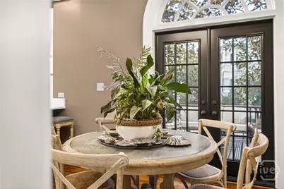 215 E Jones Street, Savannah, GA 31401 - Photo 13