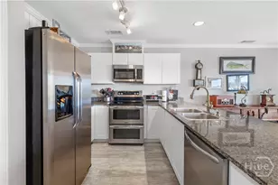 8 Silver Ave, Tybee Island, GA 31328 - Photo 9