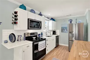 1404 Jones Ave, Tybee Island, GA 31328 - Photo 11
