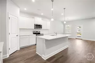 496 Monterey Loop, Richmond Hill, GA 31324 - Photo 9