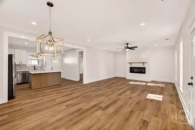 2322 Bonaventure Road, Savannah, GA 31404 - Photo 7