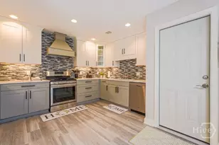 53 Village Green Cir, Savannah, GA 31411 - Photo 11