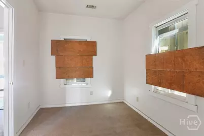 537 Hartridge Street, Savannah, GA 31401 - Photo 13