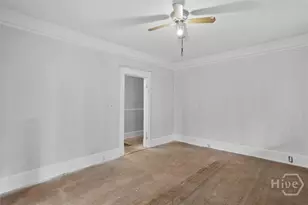 221 E 49th St, Savannah, GA 31405 - Photo 19
