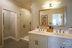 919 E Waldburg St, Savannah, GA 31401 - Photo 17