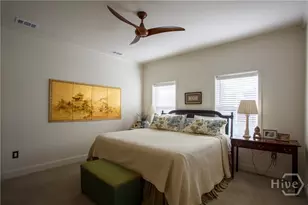919 E Waldburg St, Savannah, GA 31401 - Photo 15