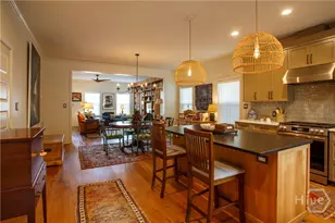 919 E Waldburg St, Savannah, GA 31401 - Photo 13