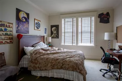 921 E Waldburg Street, Savannah, GA 31401 - Photo 19