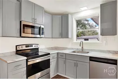 1118 W 49th Street, Savannah, GA 31405 - Photo 15