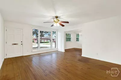 1118 W 49th Street, Savannah, GA 31405 - Photo 7