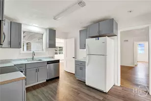 1118 W 49th St, Savannah, GA 31405 - Photo 13