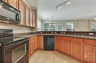 8 Longberry Ln, Savannah, GA 31419 - Photo 11