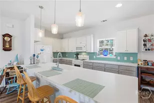 613 Leaning Oaks Dr, Savannah, GA 31410 - Photo 5