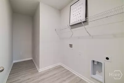 1055 Lakes Boulevard, Brunswick, GA 31525 - Photo 25