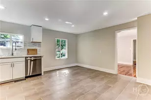 1928 Skidaway Rd, Savannah, GA 31404 - Photo 15