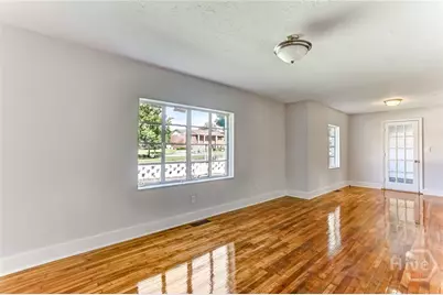 1928 Skidaway Road, Savannah, GA 31404 - Photo 7