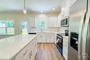 190 Providence Loop, Hinesville, GA 31313 - Photo 5