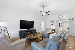 28 Flagler Dr, Savannah, GA 31419 - Photo 9