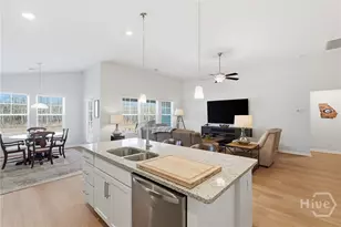 28 Flagler Dr, Savannah, GA 31419 - Photo 17