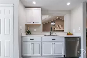 3127 Gilbert St, Savannah, GA 31404 - Photo 5