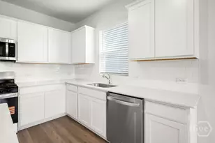 324 Crosstown Ave, Richmond Hill, GA 31324 - Photo 13