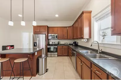 516 W 37th Street, Savannah, GA 31415 - Photo 21