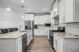 111B Hope Ln, Savannah, GA 31406 - Photo 9