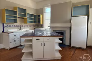 836 E Henry St, Savannah, GA 31401 - Photo 7