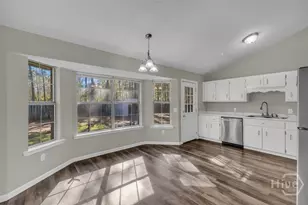166 W Kenny Dr, Hinesville, GA 31313 - Photo 7