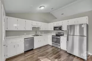 166 W Kenny Dr, Hinesville, GA 31313 - Photo 9