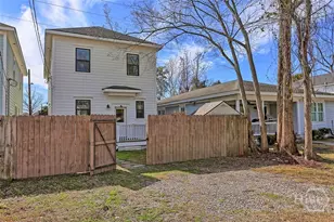 546 E 32nd St, Savannah, GA 31401 - Photo 51