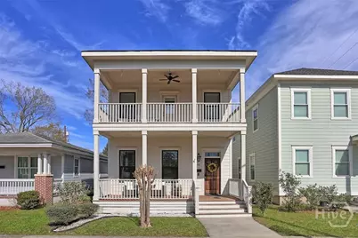 546 E 32nd Street, Savannah, GA 31401 - Photo 1