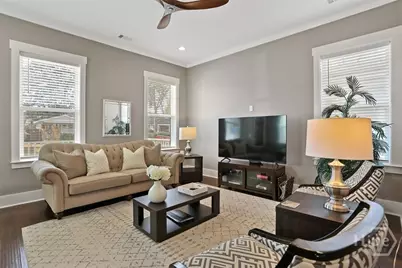 546 E 32nd Street, Savannah, GA 31401 - Photo 11