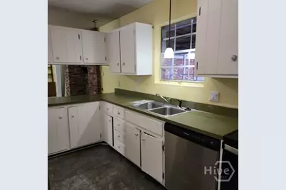 23 Canterbury Circle, Savannah, GA 31419 - Photo 5