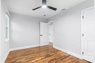 2102 Auburn Street, Savannah, GA 31404 - Photo 11