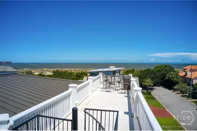 10 8th Street, Tybee Island, GA 31328 - Photo 19