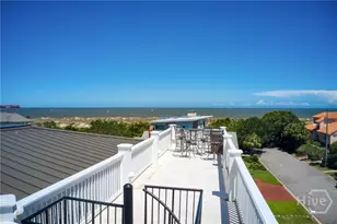 10 8th St, Tybee Island, GA 31328 - Photo 19