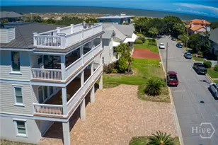 10 8th St, Tybee Island, GA 31328 - Photo 5