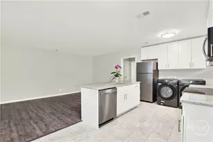 1309 E 55th St, Savannah, GA 31404 - Photo 5